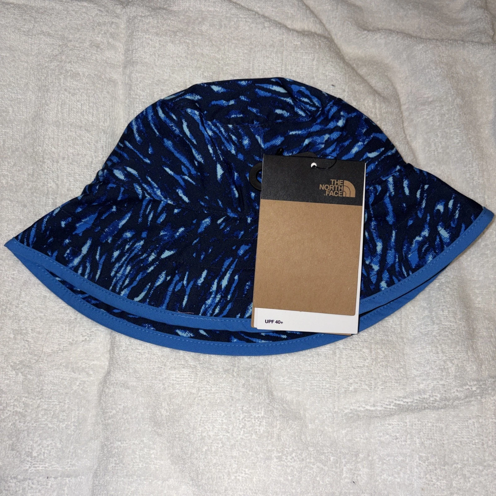 NWT The North Face Baby Boy Bucket Hat Size 6-24 Months Blue Pattern
Opens in a new window or tab
