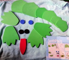 SnowPals DINOSAUR snowplay make you own pet 15 foam/felt pcs. USED FREE SHIPPING