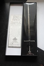 Lord of the Rings Swords of Middle-Earth Miniature Reproduction - Anduril Narsil