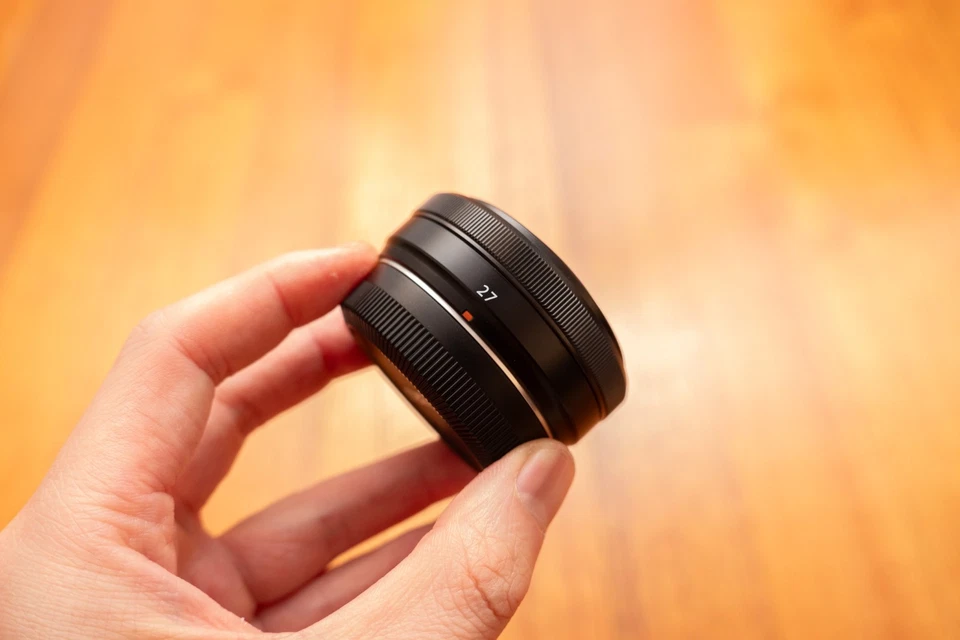 Fujifilm Fujinon XF 27mm F2.8 Pancake Lens (Mint Condition) - image 2 of 4