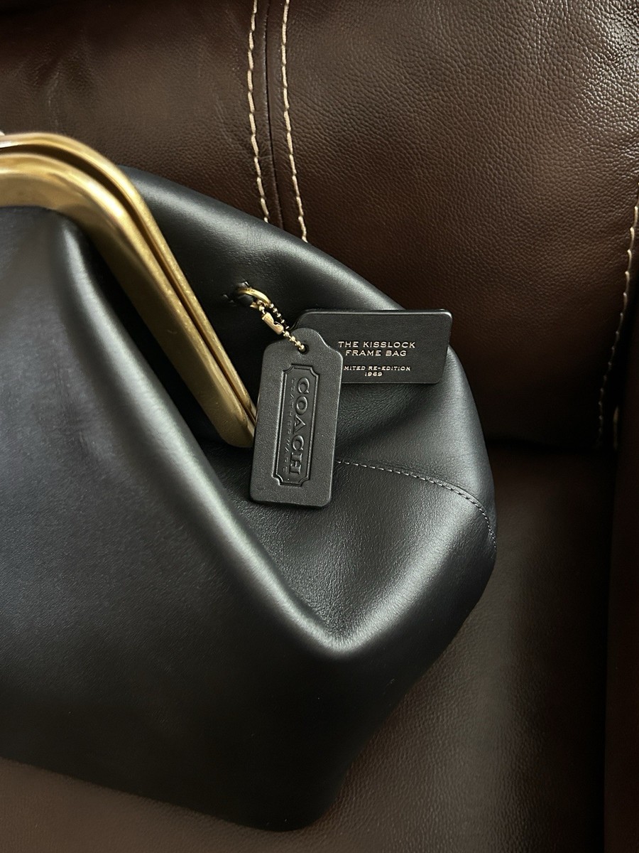 ★Coach★ Large Kisslock Frame Bag CBR51 B4/BK The Coach Kisslock Large Frame Bag Is Finally Back in Stock