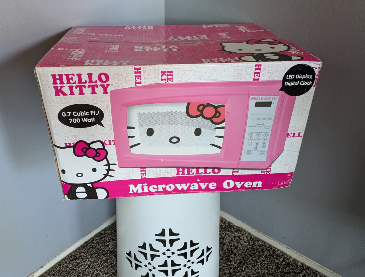 RARE Hello Kitty Pink Microwave Collectible 2012 W Box/Contents
