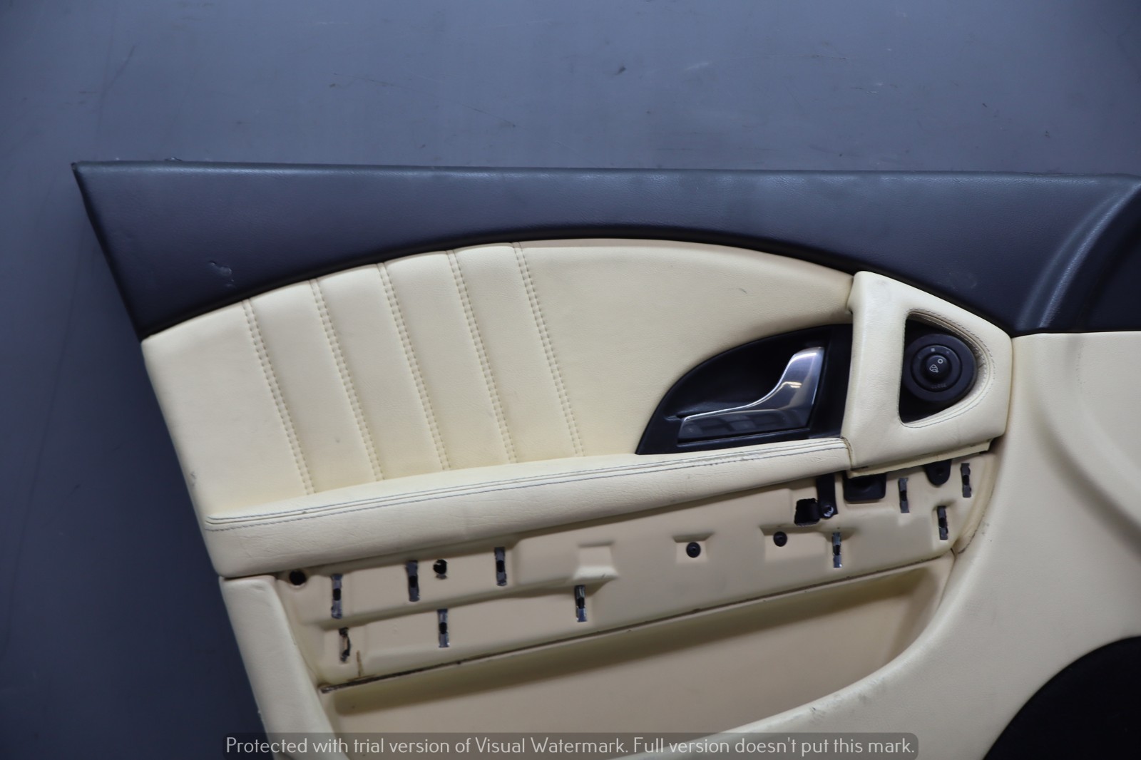 Maserati Quattroporte 2003-2013 FRONT+LEFT Door panel