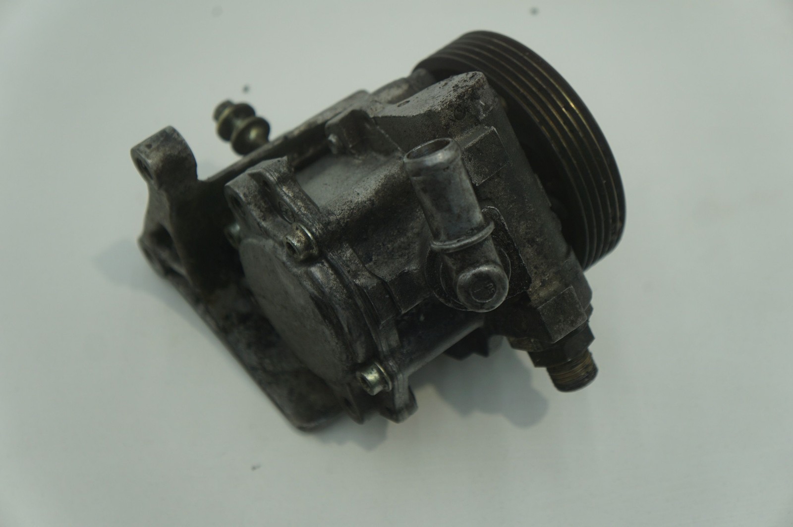 Power Steering Pump Pulley Assembly OEM 173997 Ferrari 360 2001
