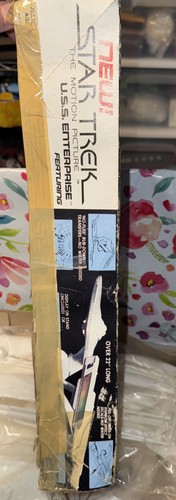 VINTAGE, Open Damage Box Star Trek The Motion Picture U.S.S Enterprise See Descr - Picture 12 of 17