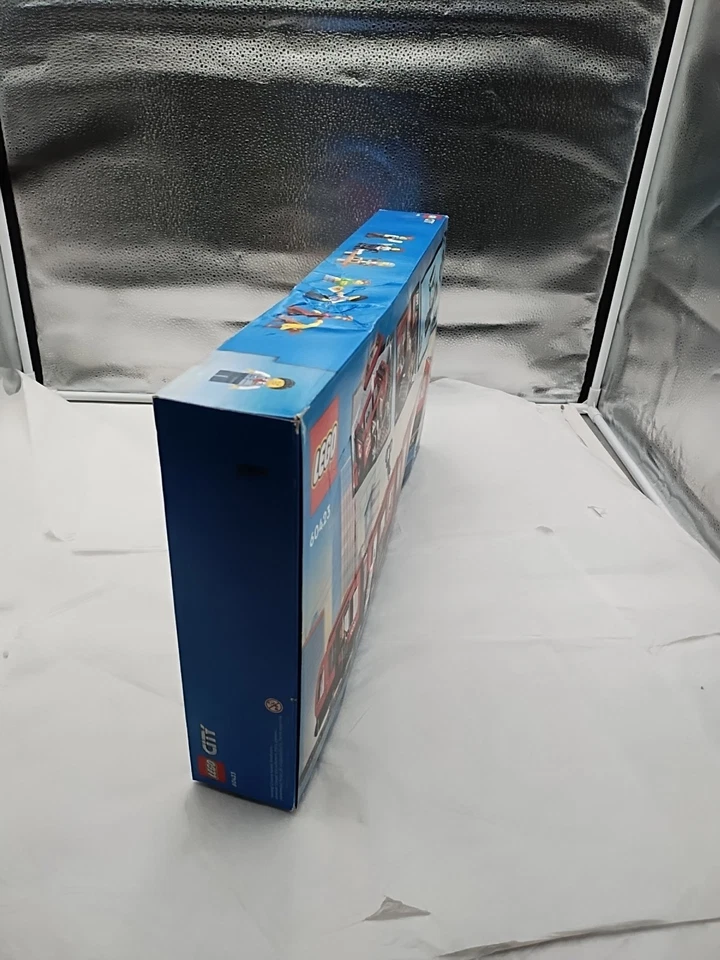 LEGO CITY: 60423 Downtown Streetcar and Station NEW (#P1-A1) - Image 3 of 4