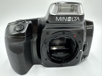 Minolta Maxxum 300si 35mm SLR Film Camera - Body Only - Tested & Working