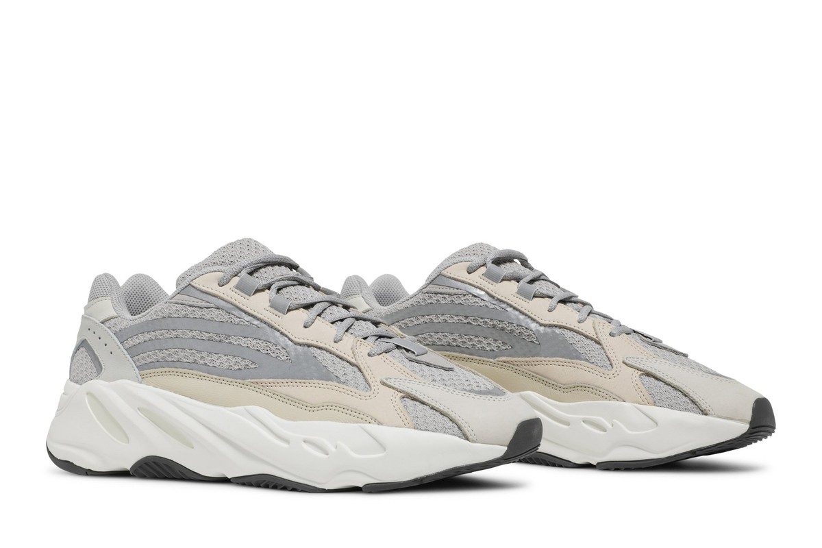 adidas Yeezy Boost 700 V2 Cream GY7924