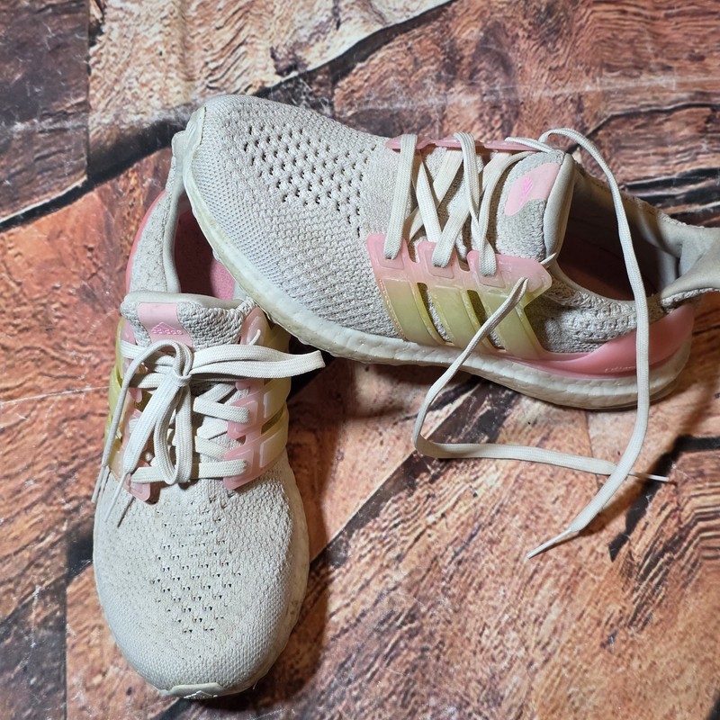 Adidas Ultraboost 5.0 DNA Pink Yellow Ombre Running Shoes GX9762 Girls 6
