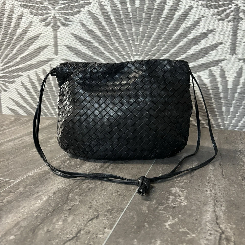 Bolso De Colección Bottega Veneta Intrecciato Cordón Cuero Tejido Negro Italia Foto 4 de 4