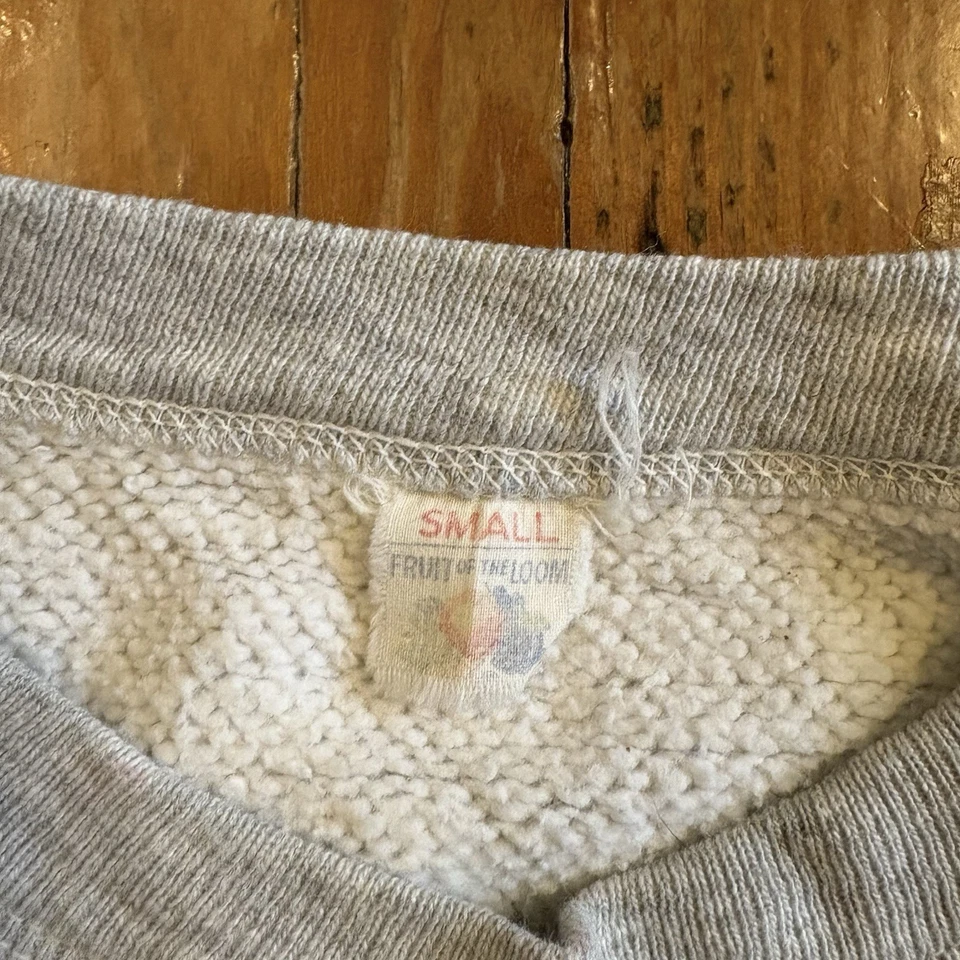 Sudadera True Vintage Refuerzo en V Cuello Redondo - Fruit of the Loom Años 60 Foto 3 de 4