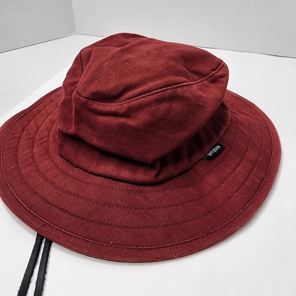 Sombrero de cubo Brixton empacable Suffolk talla pequeña ciruela (granate) barbilla ajustable Str Foto 4 de 4