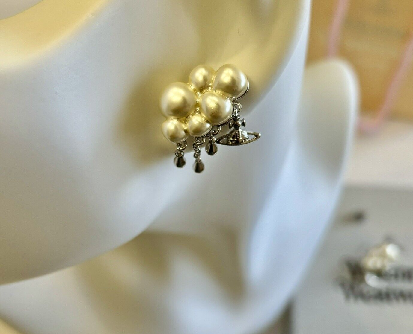 Vivienne Westwood Silver Tone Cloud Drop Pearl Earrings with Box B53
