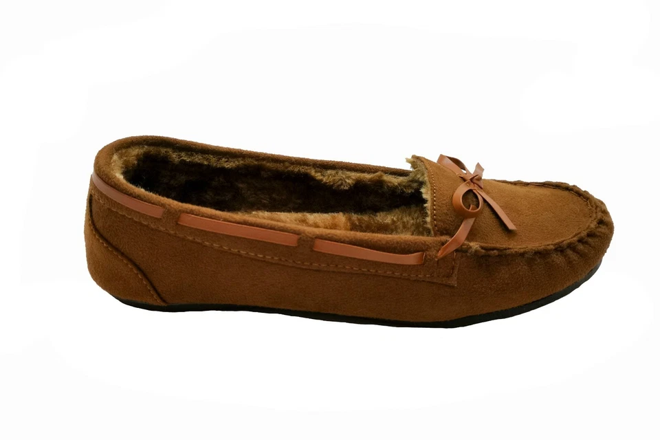 Moccasins Women Slip On Indoor Outdoor Shoe Slipper Fur Loafer #985 - Image 3 of 4
