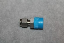 DK-Lok DMC4-6N-S Tube to Male Pipe, Male Connector Tube Fitting 1/4" x 3/8" Port