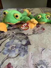 Rare/Retired Ty Smoochy the Frog Beanie Baby DOB October 1, 1997 With tag errors