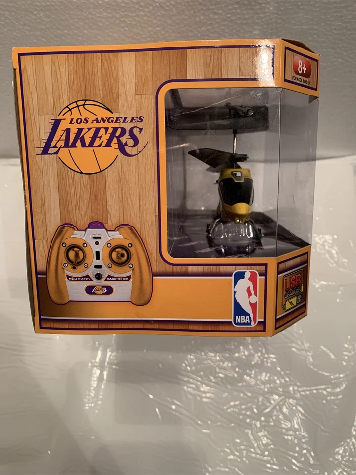 NBA LA LAKERS 3.5-Ch Metal Gyro IR HELICÓPTERO, World Tech Toys Foto 4 de 4