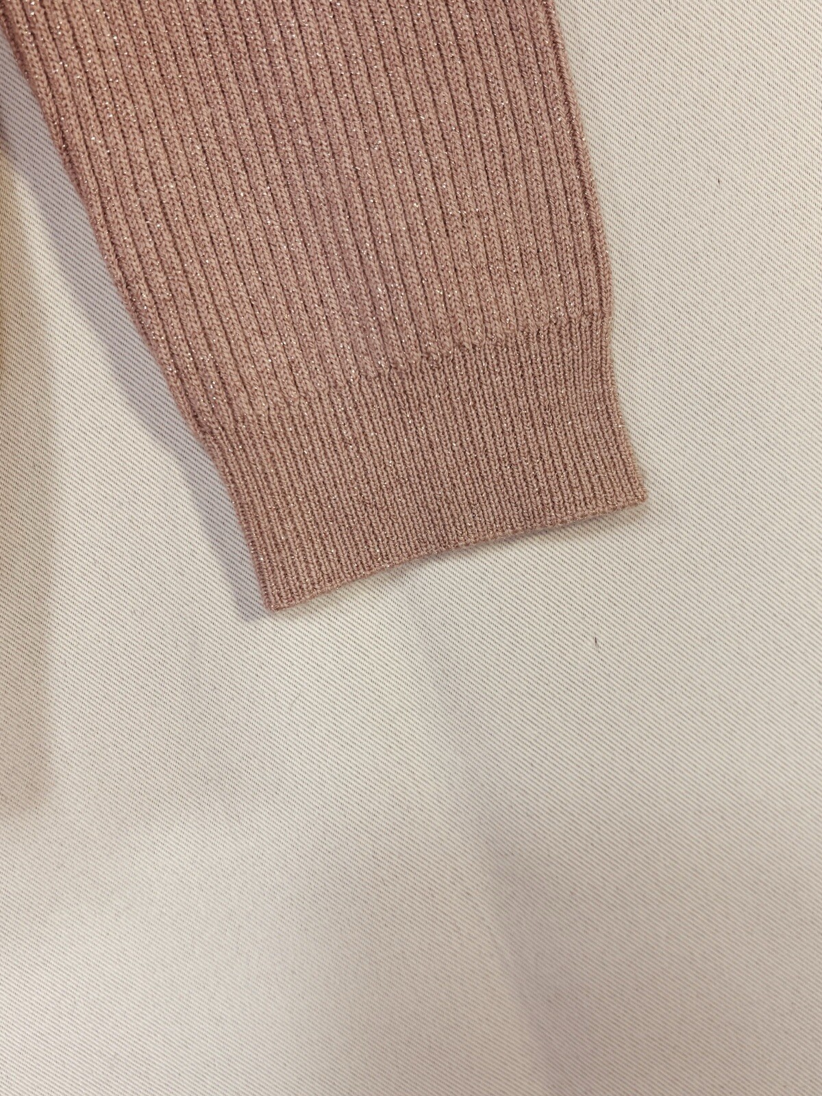 Picture 4 of 8