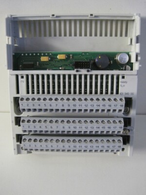 AEG Modicon Schneider Electric Momentum Input 170 ADI 340 00 170ADI34000  