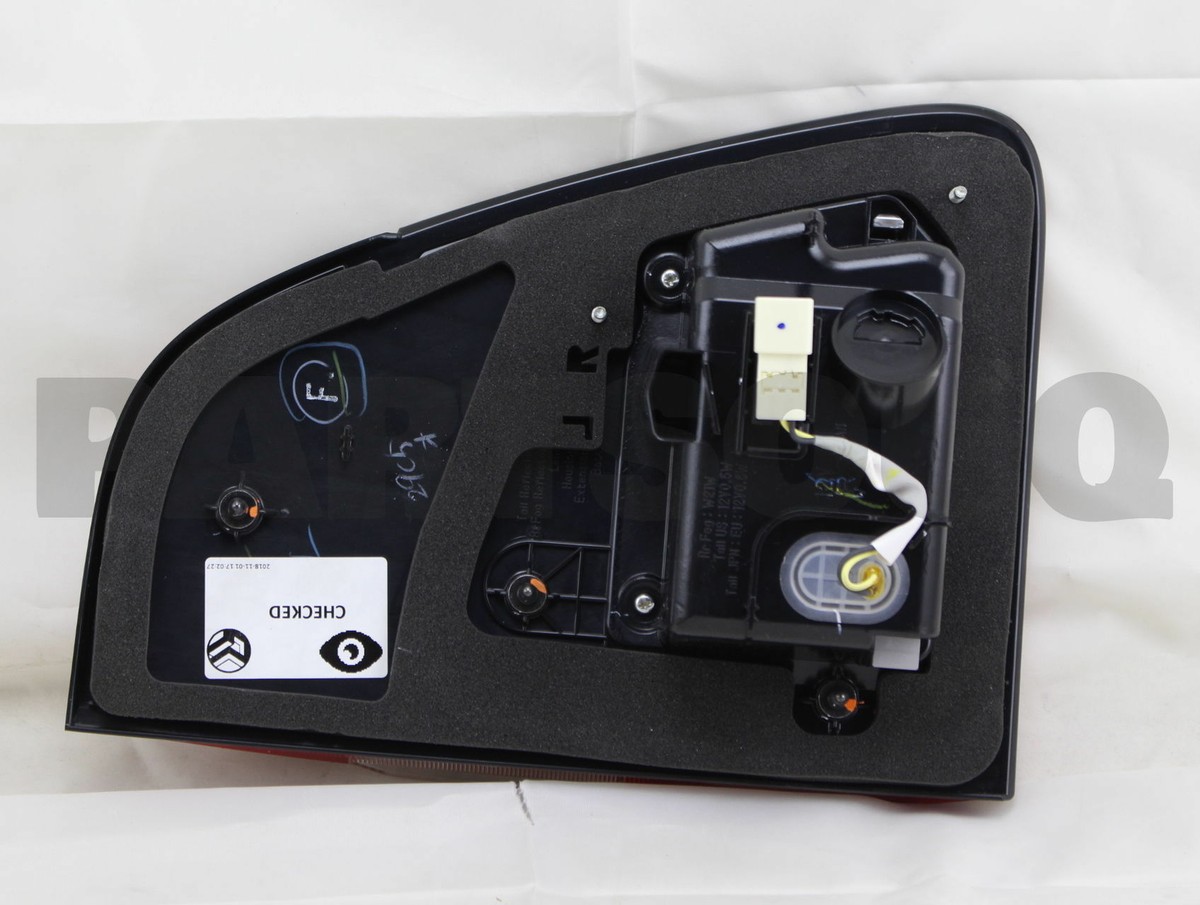 8158060120 Genuine Toyota LAMP ASSY, REAR, RH 81580-60120 | eBay