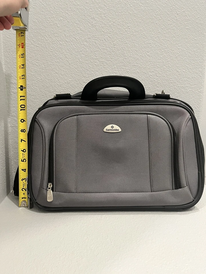 FUNDA DE LONA SAMSONITE PARA ORDENADOR NUEVA CORREA DE HOMBRO GRIS PARTE INFERIOR DE CUERO Foto 4 de 4