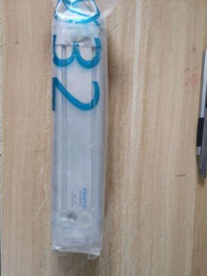 Festo DNC-100-250-PPV-A Cylinder New One DNC100250PPVA Expedited Shipping