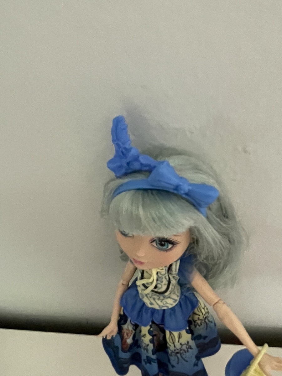 Ever After Birthday Ball Blondie Lockes Doll in First  Ever After High Birthday Ball Blondie Lockes Doll Wearing Dress Shoes Necklace main image 2