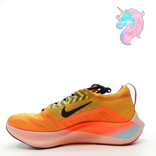 Nike Zoom Fly 4 Running Shoes Gold Black Orange DO2421 739 Men’s Size 11.5 - Picture 2 of 11