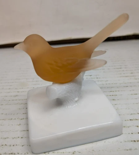 Vintage Westmoreland Milk Glass & Bird Paper Weight