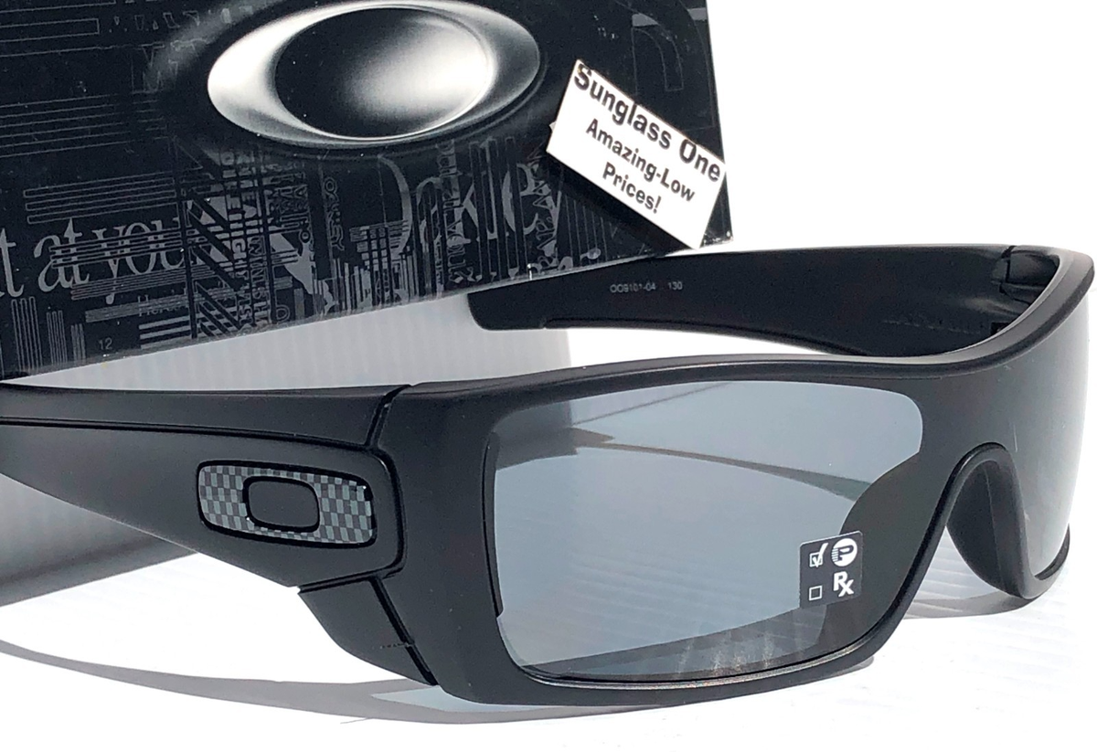 Oakley BATWOLF Matte Black Carbon Fiber POLARIZED Gray Lens
