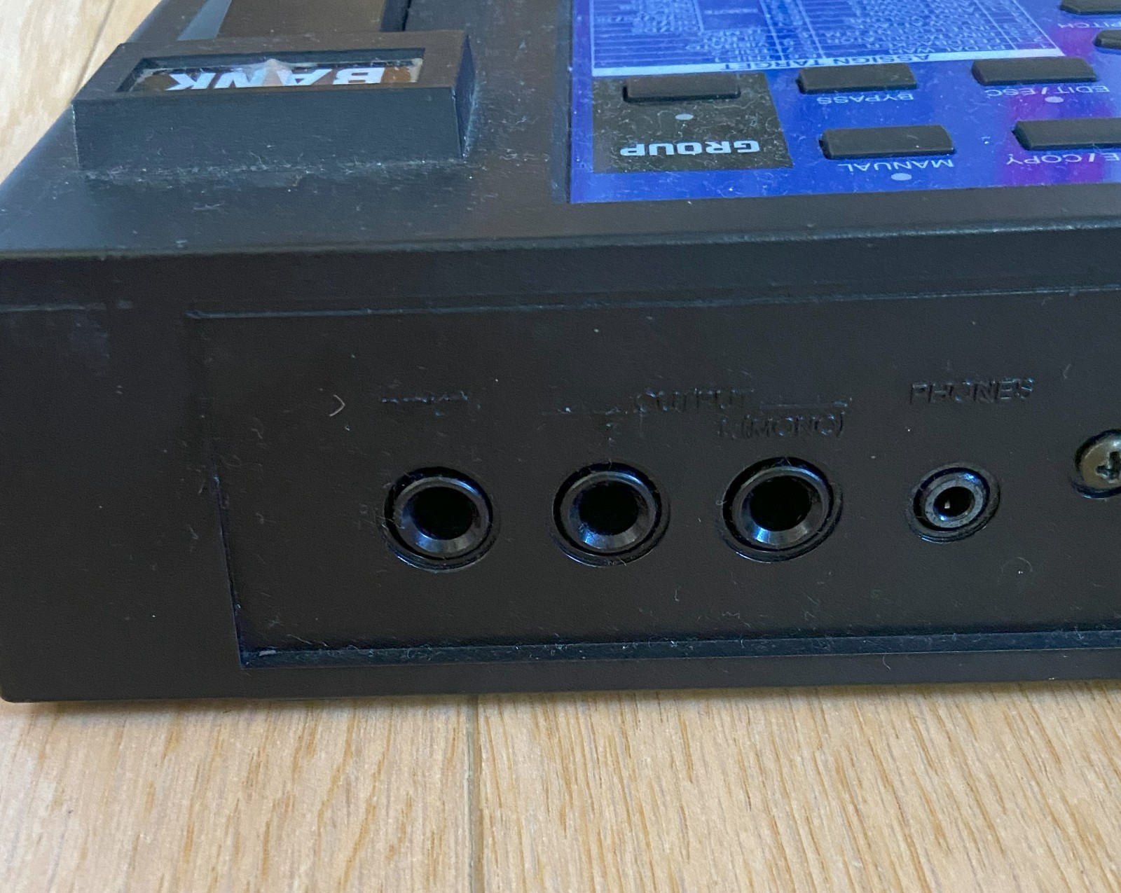 Boss ME-8 Guitar Multi-Effects Pedal  Adapter Included  Used free shipping