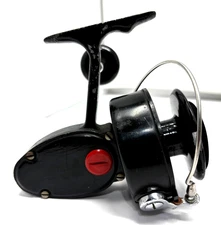 VINTAGE MITCHELL 386 SALT WATER REEL ( FRANCE)