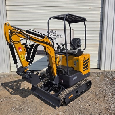 NEW Mini Excavator CFG 1.2Ton MX20R 23HP Digger Pilot Joystick Hydraulic Thumb