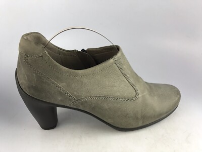 Ecco Women's Gray/ Taupe Leather Heel Zip Booties Sz 39- 8/ 8.5 US