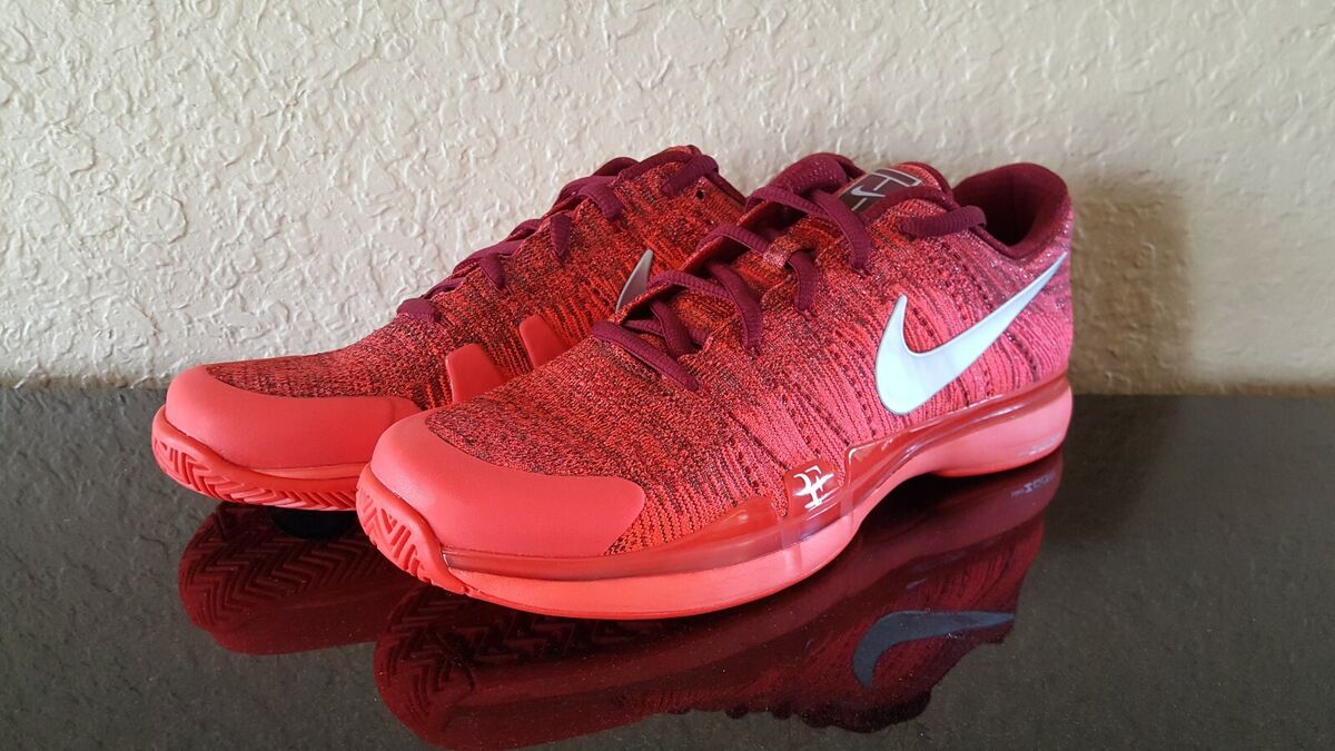 Nike Mens Roger Federer Zoom Vapor 9.5 RF Flyknit Tennis Nike Mens Roger Federer Zoom Vapor 9.5 RF Flyknit Tennis