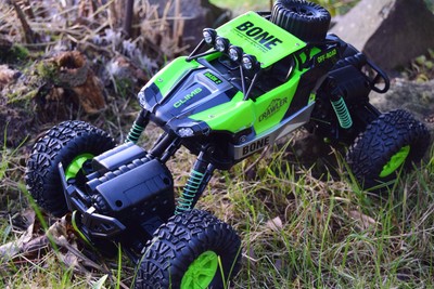 RC CLIMBER RADIO REMOTE CONTROL CAR 2.4GHZ OFF ROAD 4WD 1/16 ROCK CRAWLER BONE | eBay