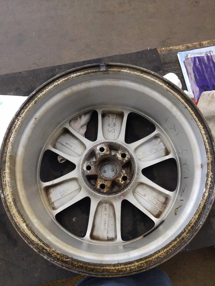 07 MURANO Wheel 18x7-1/2 w/Center Cap Foto 4 de 4