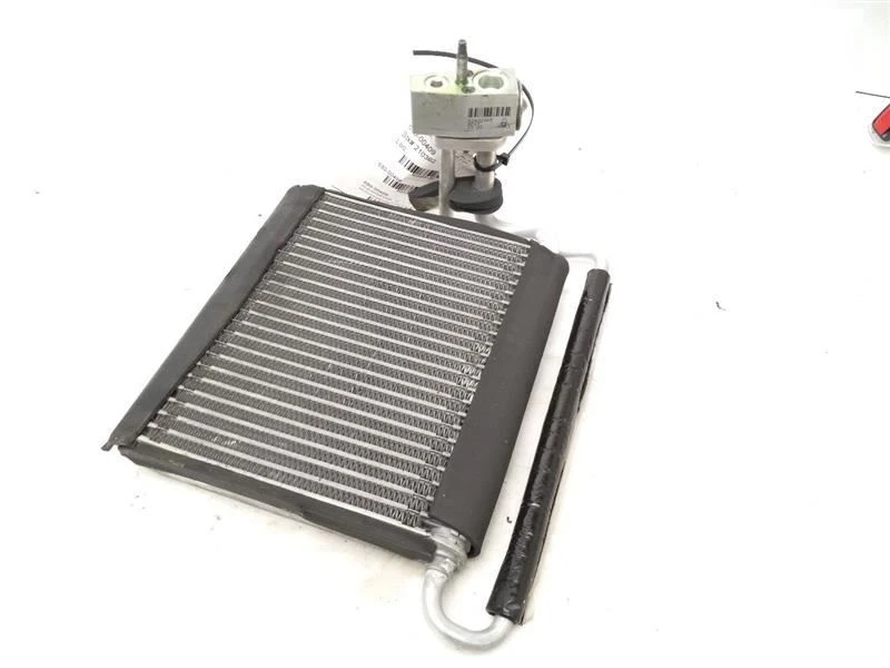 Núcleo evaporador aire acondicionado para Ford Fusion 2010-2012 Foto 2 de 4