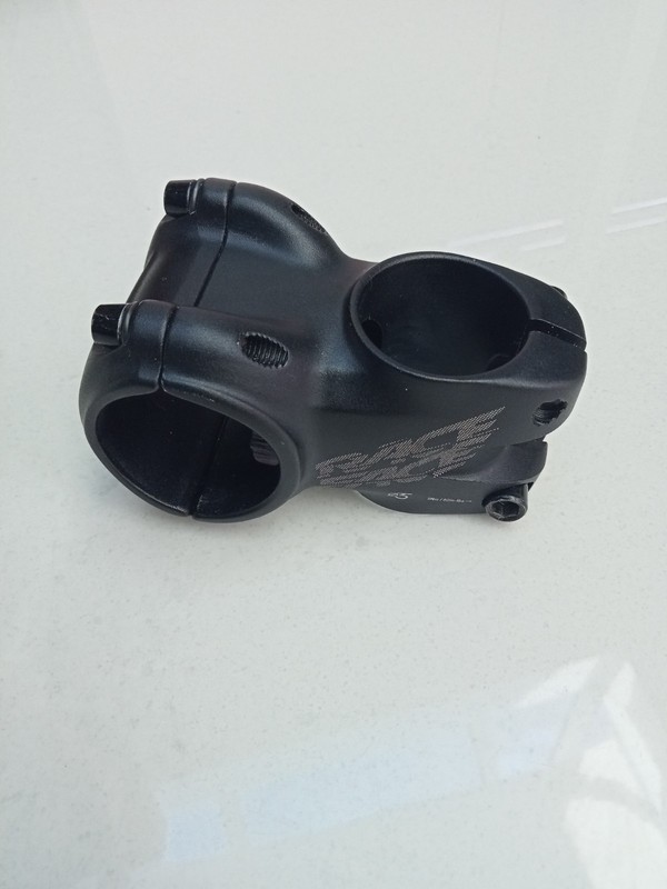 Race Face Chester 35 stem.  40mm long.