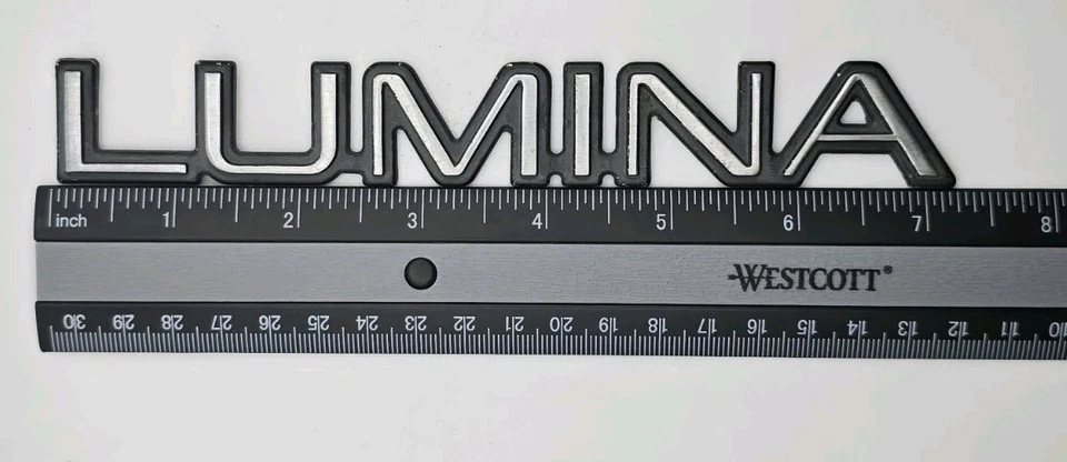 Chevrolet Lumina 1997-2001 emblema OEM Foto 2 de 4