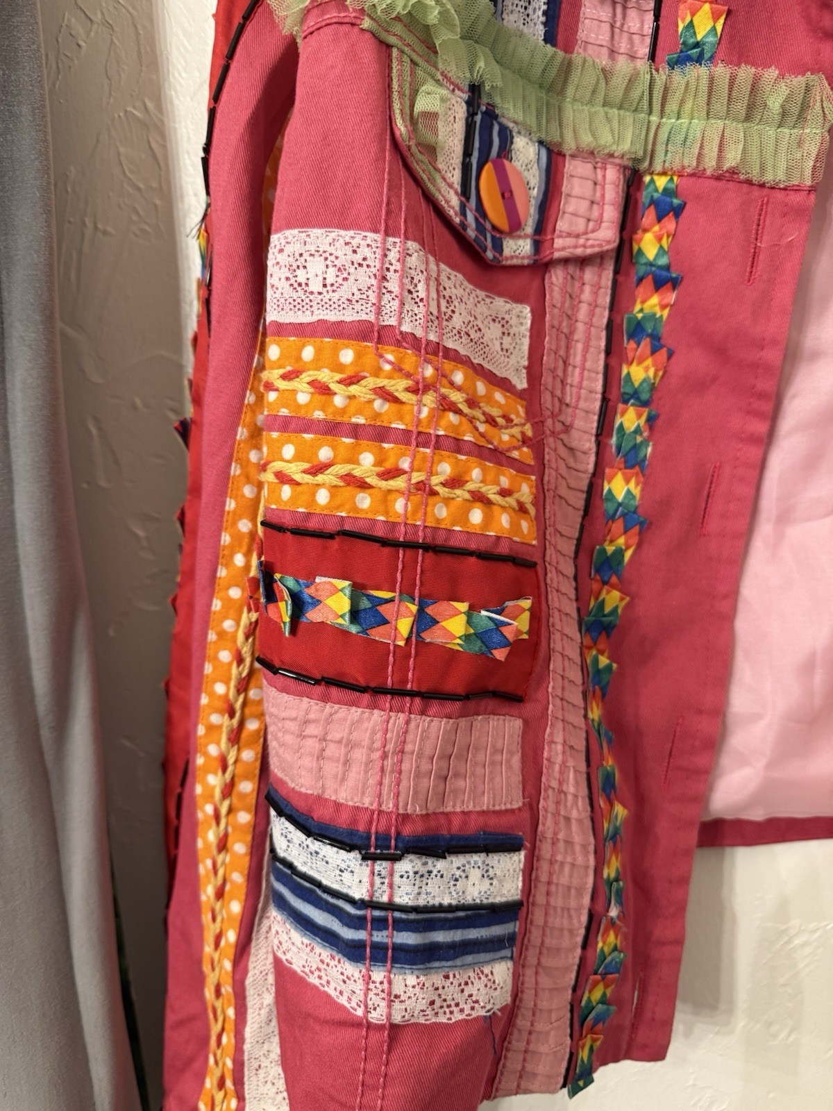 Minnie’s closet Vibrant patchwork jacket with a b… - image 2