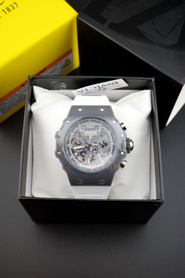 Invicta Racing Valyron 69618 Unisexuhr 41mm Weiß / Grau - Brandneu & Originalverpackt