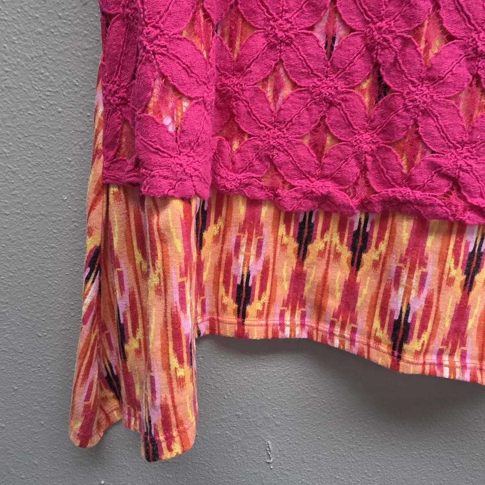Camisa Madison & Berkeley Para Mujer 2X Rosa Crochet Encaje Superposición Ikat Camiseta sin Mangas Boho Foto 3 de 4