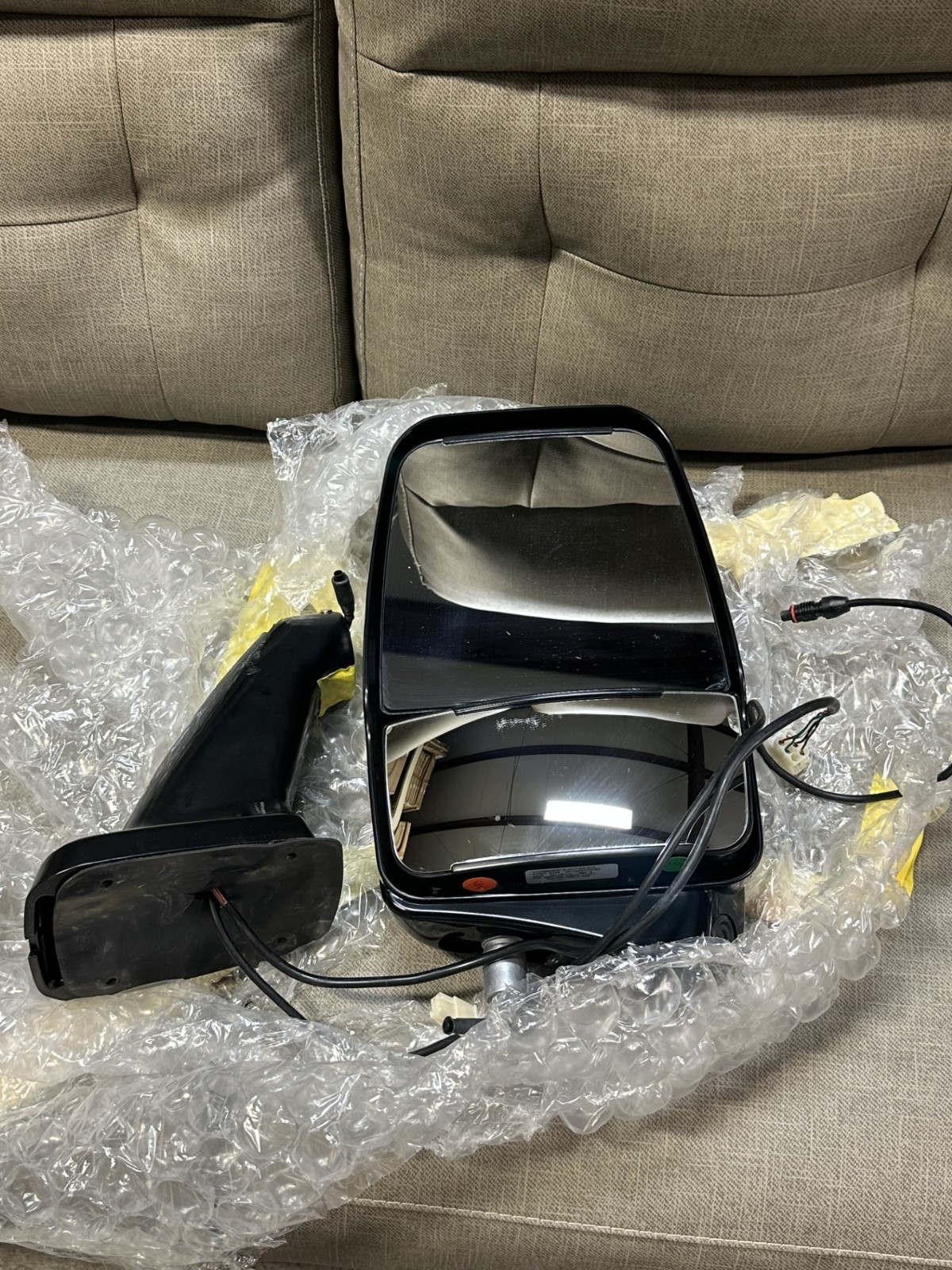 Velvac 719152 Motorhome Mirror (BR)