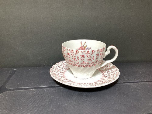 JOHNSON BROTHERS ROSE BOUQUET 2 3/4" Cup & Saucer Set (J37) - Picture 2 of 4