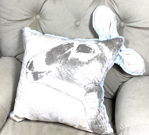Deer Head Square Throw Pillow Natural Saro Lifestyle 18 x 18 Gray Faux Fur Back - Picture 2 of 11