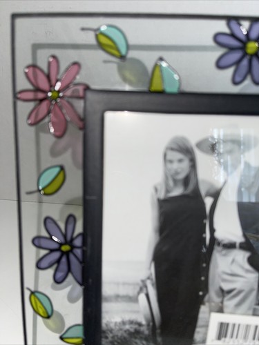 Glass Picture Frame Hand-painted Flowers Holds 4x6" Photo Easel Back Freestand - Picture 5 of 12