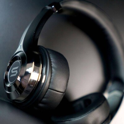 SOUL Ultra Dynamic Bass HD Kopfhörer Hartschale Musik + Anrufe NEU KOSTENLOSER VERSAND