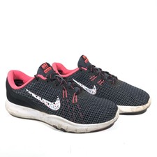 womens black nike trainers size 7