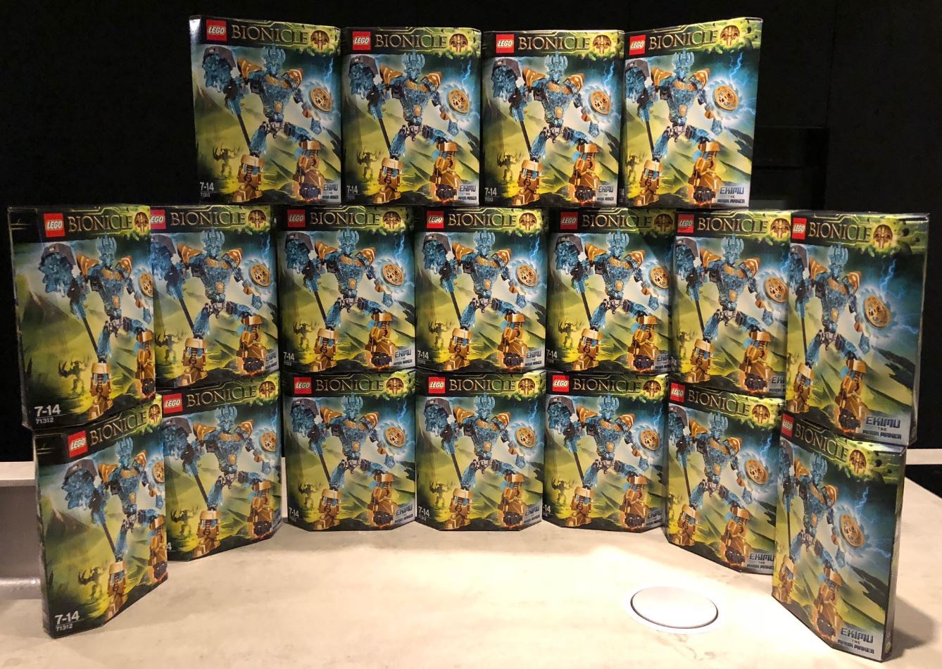 Lego Bionicle Ekimu the mask maker NEW AND SEALED set 71312 Lego Bionicle Ekimu the mask maker NEW AND SEALED set 71312